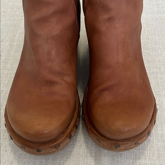 A.S.98 Boots Women’s 37 Tan Leather Zip Up Ankle Booties with Studded Wedge - Picture 2 of 15